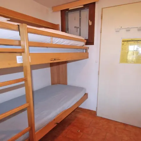 Coteaux De La Nartelle Apartment *